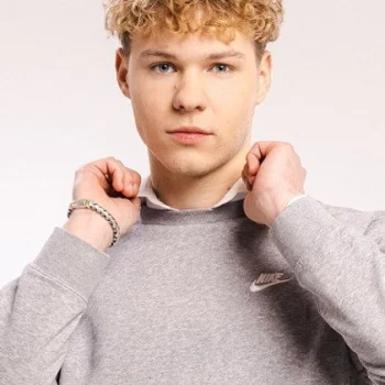 Aaron Bezemer