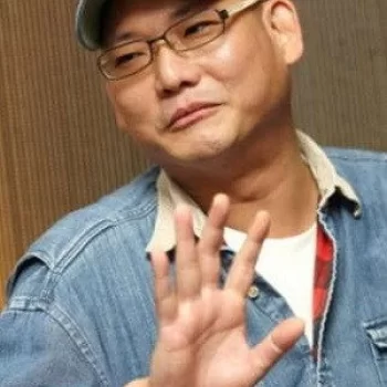Cash Chin Man-Kei
