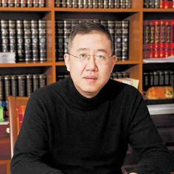 Huayi Cao