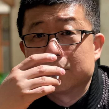Yi Feng