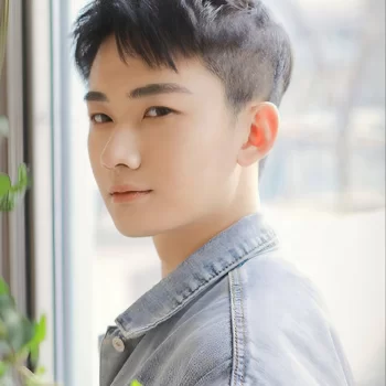 Haowei Yu