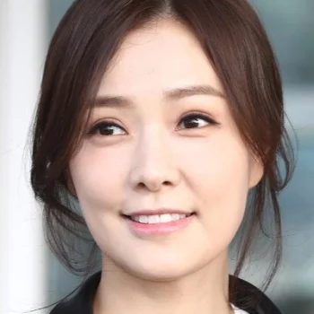 Son Tae-young