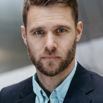 Адам Крюгер