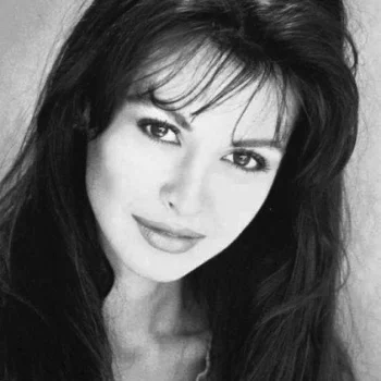 Adrianne Sachs