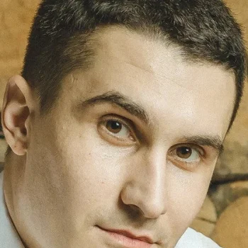 Алан Губаев