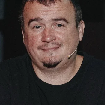 Александр Марченков
