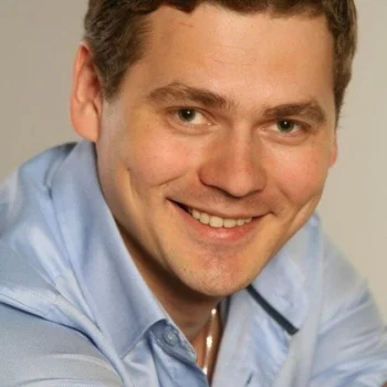 Александр Пашков