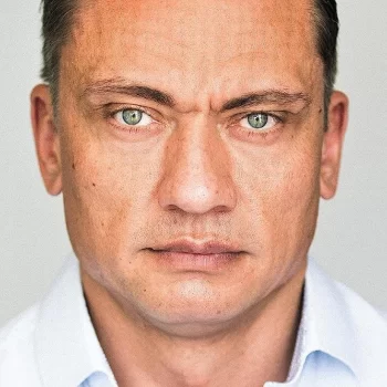 Алекс Батаряну