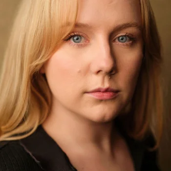 Alexa Davies