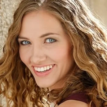 Alicia Hunt