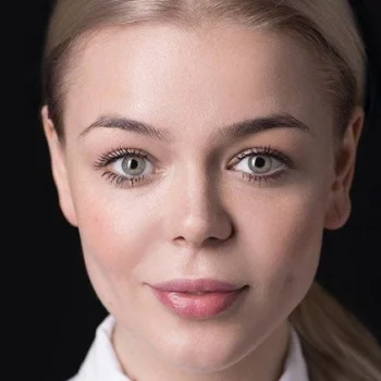 Алина Гросу