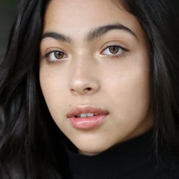 Allegra Acosta