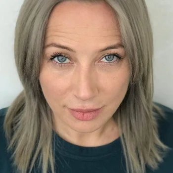 Алена Ковалева