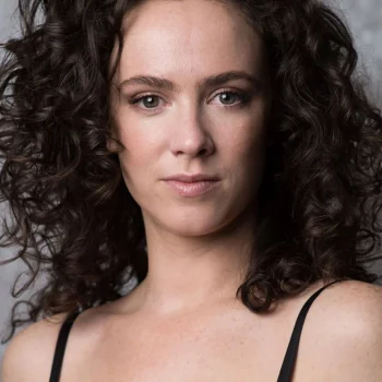 Amy Manson