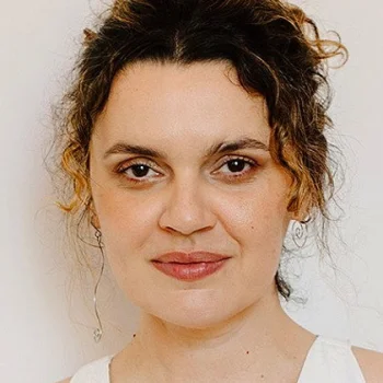 Ana Luiza Rios