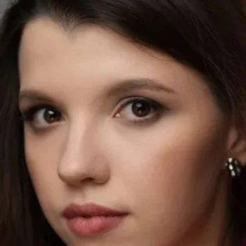 Анастасия Фролова