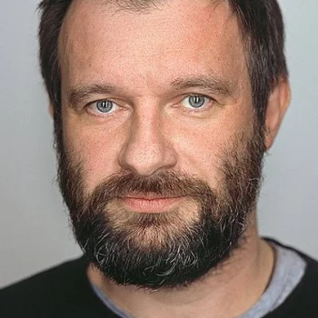 Андрей Лошак