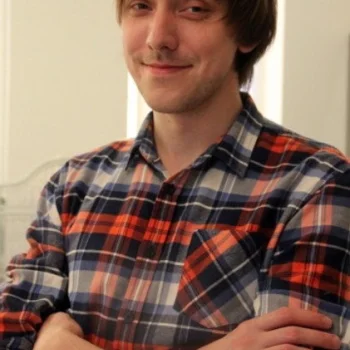 Андрей Перов