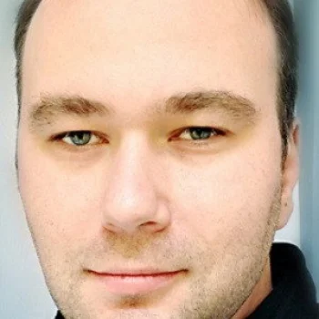 Андрей Волгин
