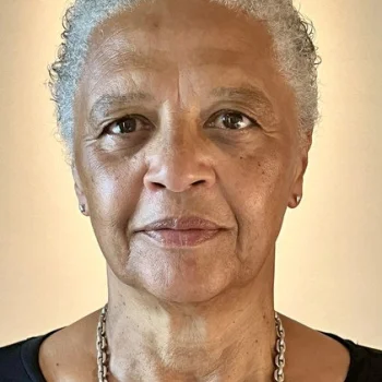 Angela Bruce