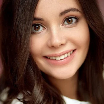 Анна Махлина