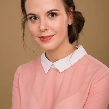 Анна Переверзева