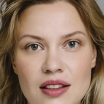 Анна Рыцарева