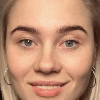 Анна Спирина