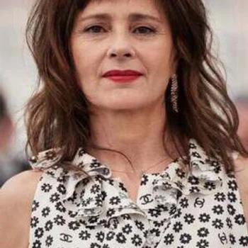 Anouk Grinberg