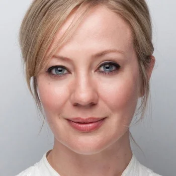 Antoinette Louw