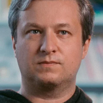 Антон Долин