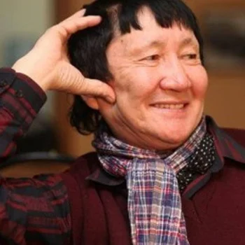 Аркадий Новиков