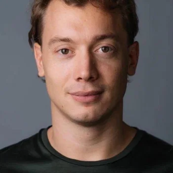 Арсений Хасанов
