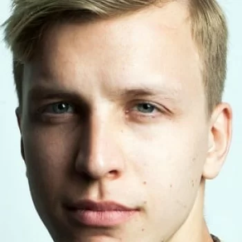 Артём Немов