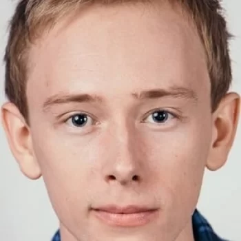 Артём Мельничук
