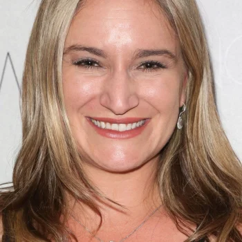 Ashley Avis