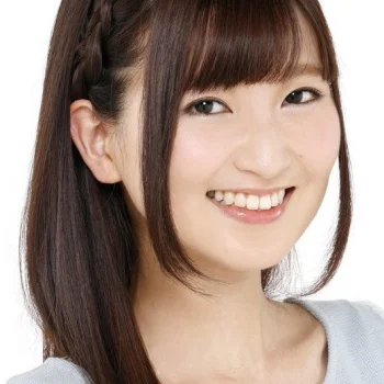 Аяка Нанасэ