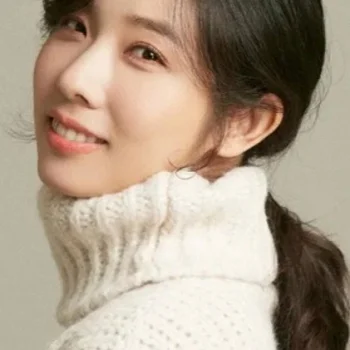 Bae Yu-ri