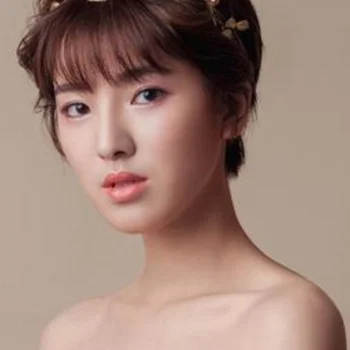 Bao Yanxi