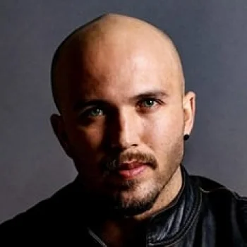 Бен Сантос