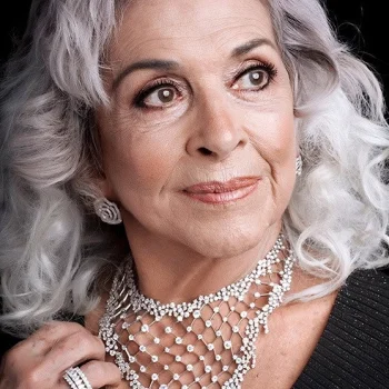 Betty Faria