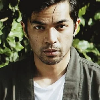 Bizael Tanasale
