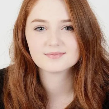 Caitlin Blackwood