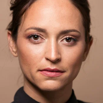Carolyn Zeller