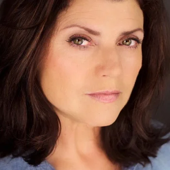 Carrie Barton