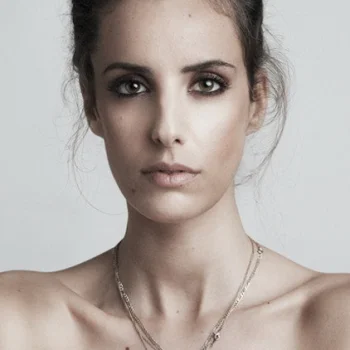 Catarina Mira