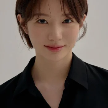 Cha Eun Dam