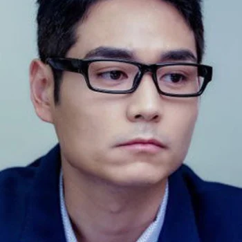 Changqing Yang