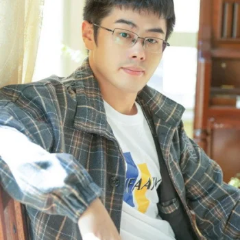 Chengyuan Li