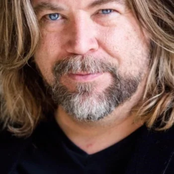 Кристиан Стоукс